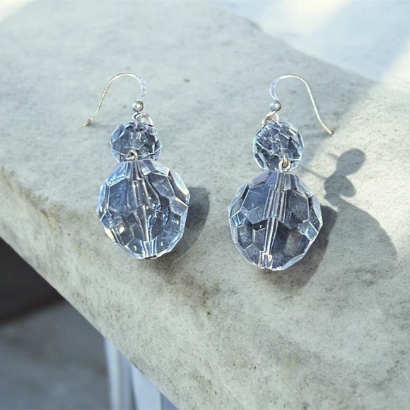 Jewelry - Vintage Clear Drop Earrings